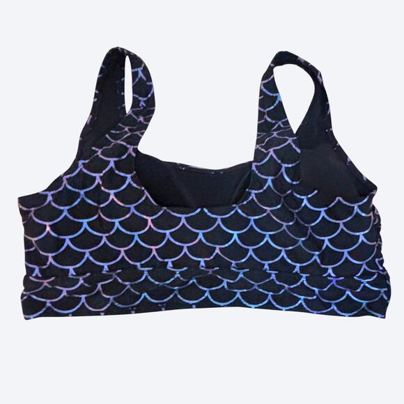 Torrid 2X Mermaid Scale Swim Set: Short Sleeve Top, Sleeveless Top, Bike Short - Picture 6 of 13